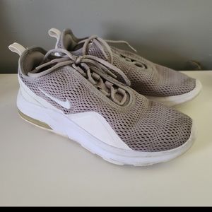 Nike Air Max Womens 6.5